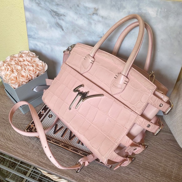 TRADED ✖️ - Picture 2 of 12